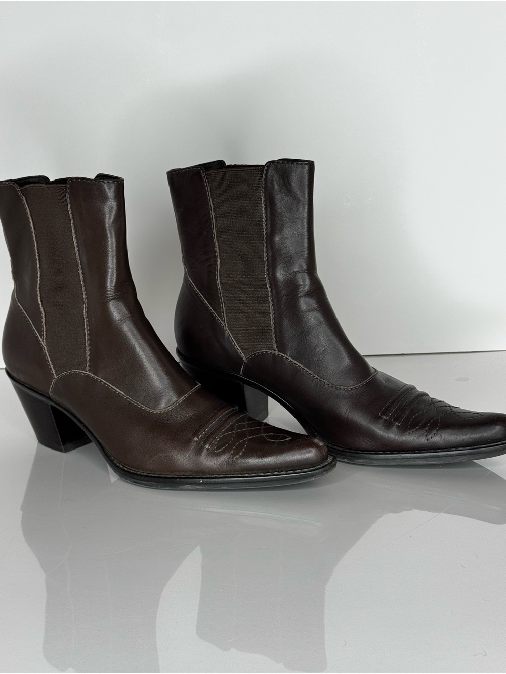 Franco Sarto Western Chelsea Ankle Boots – 6.5